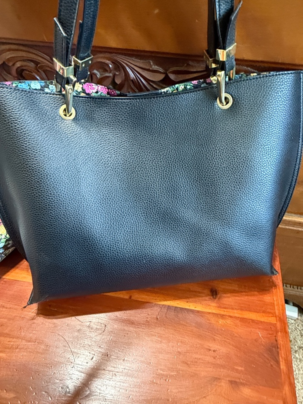 Steve Madden Black Pebbled Faux Leather Tote with Matching Floral Print Pouch - Picture 7 of 13